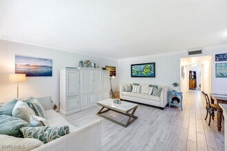 Building Photo - 766 Central Ave