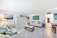 Building Photo - 766 Central Ave