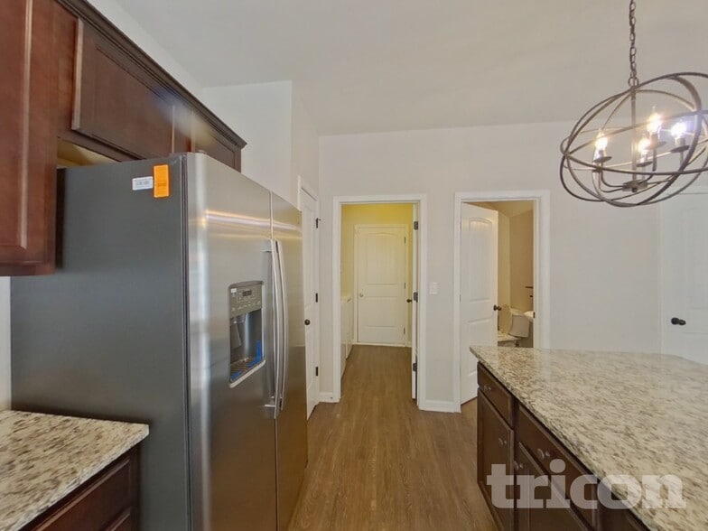 Building Photo - 7817 Rock Rose Ln