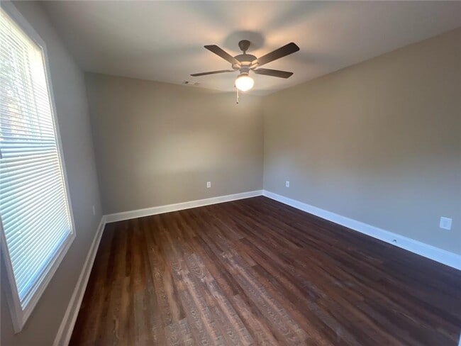 Building Photo - 5968 Moon Drive