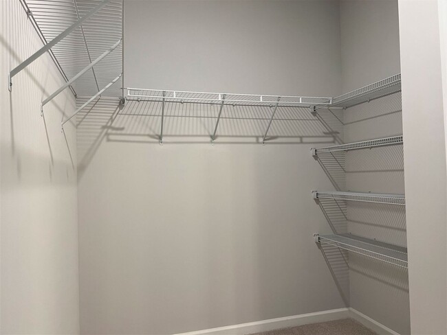 Building Photo - 1011 Altavista