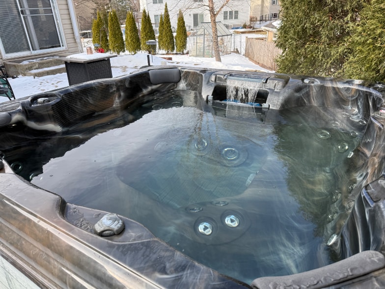 Building Photo - 725 Buffalo Cir