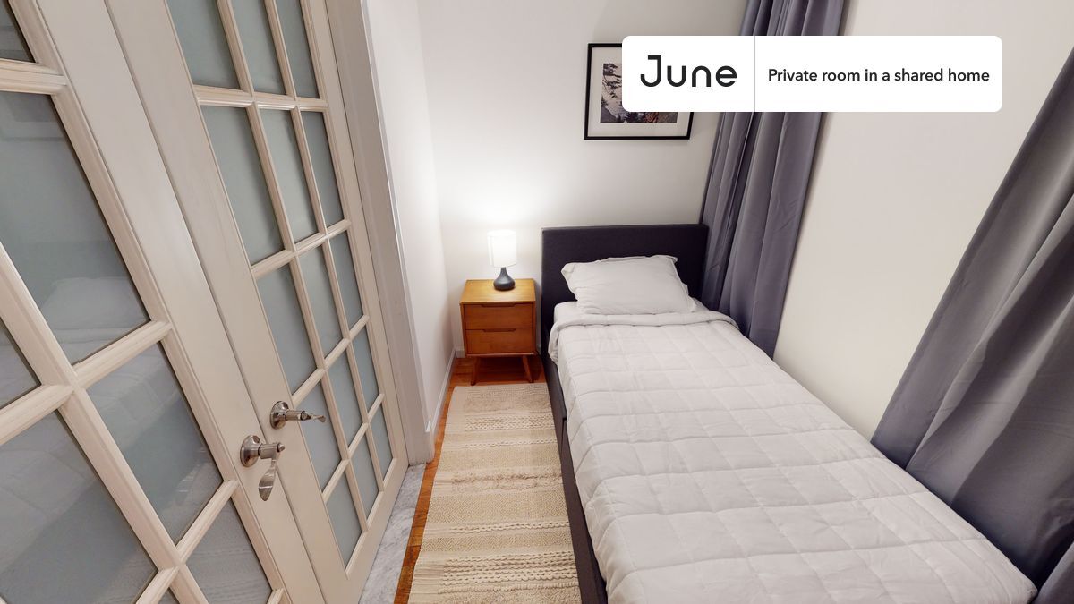 Building Photo - Room in Shared 3 bed/1 bath home in Upper West Side