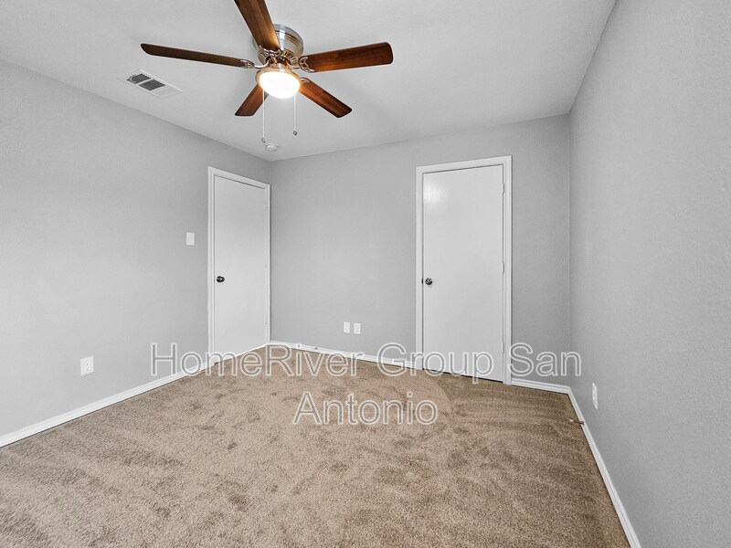 Building Photo - 2907 Candleside Dr