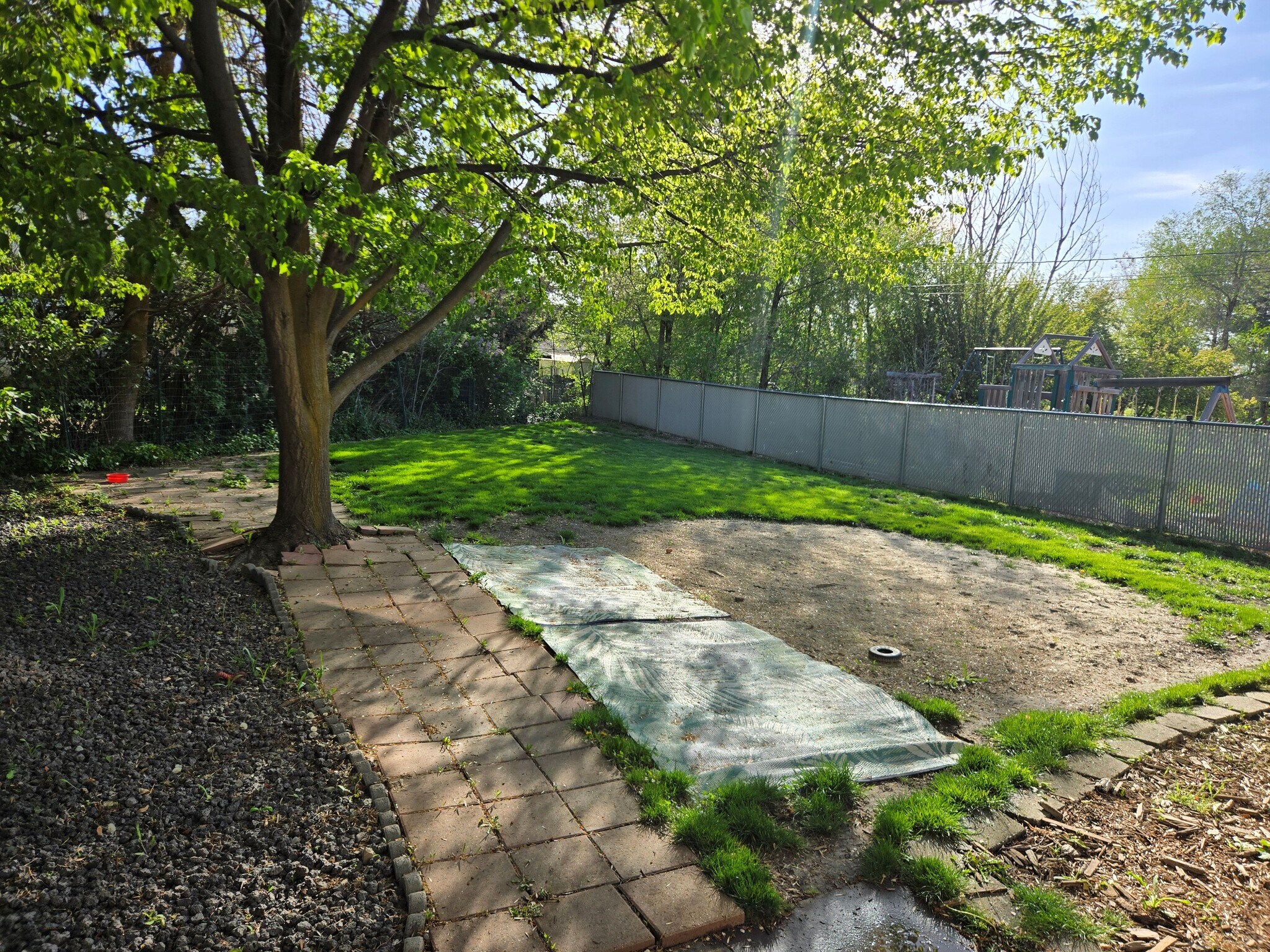 Backyard with privacy from neighbors - 315 W 750 N