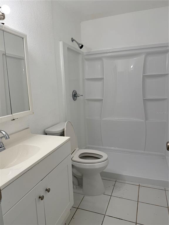 Building Photo - 9134 Tudor Dr