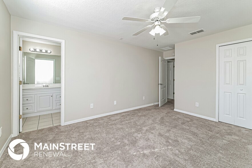 Building Photo - 1147 Royal Ridge Dr