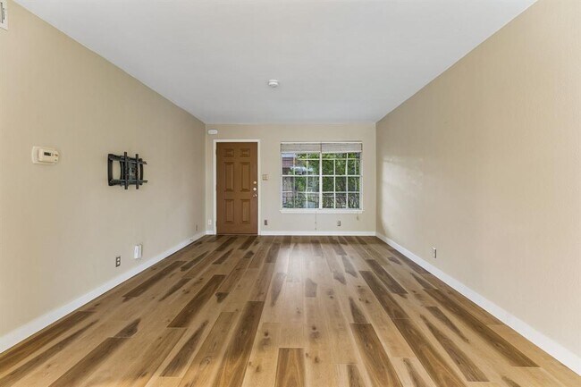 Building Photo - 7801 Shoal Creek Blvd