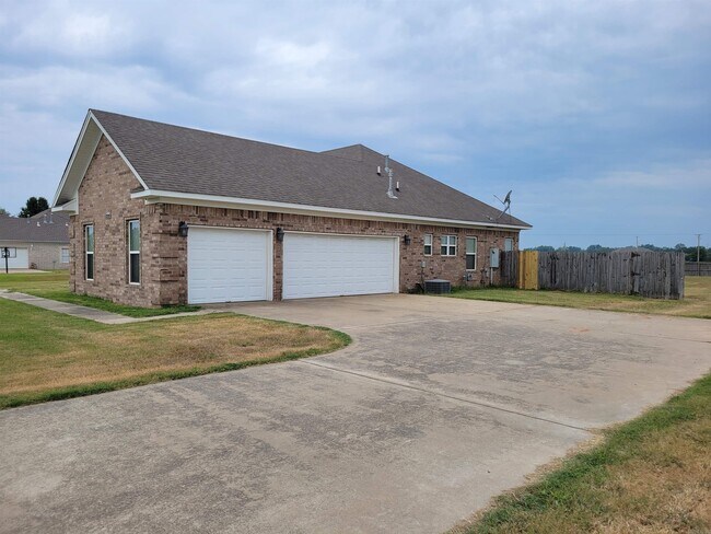 Building Photo - 12729 Secretariat Dr