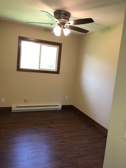 Building Photo - 3224 29th Ct S
