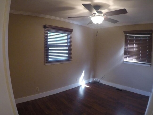 Building Photo - 3209 Underwood St