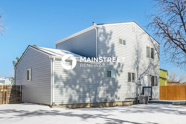 Building Photo - 4 Bedroom Pet-Friendly Home in WESTMINSTER...