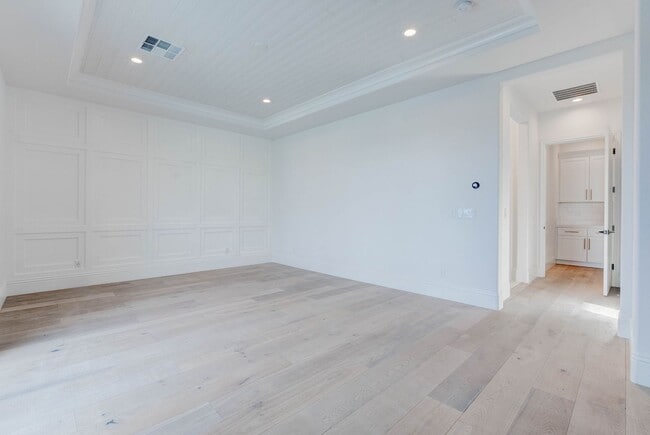 Building Photo - 756 Bruce Moorland St