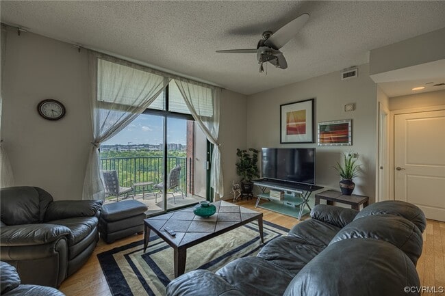 Building Photo - 1101 Haxall Point