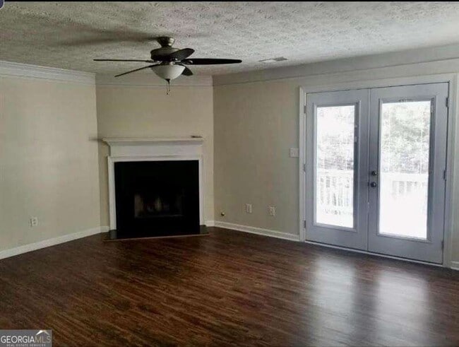 Building Photo - 1704 Barrington Ct