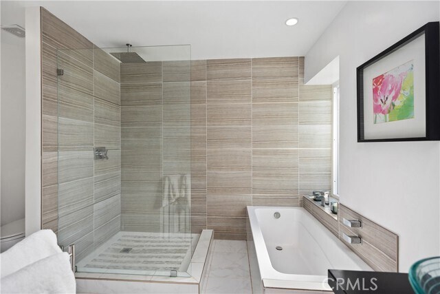 Building Photo - 25671 Cresta Loma