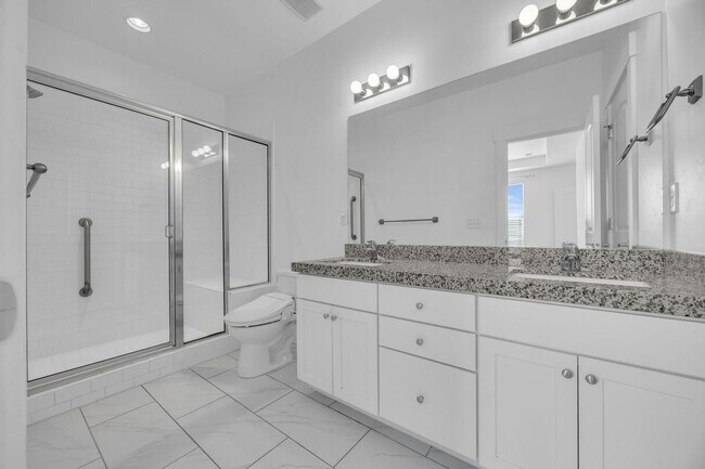 Building Photo - 3 Bedroom Townhome in Riverton!