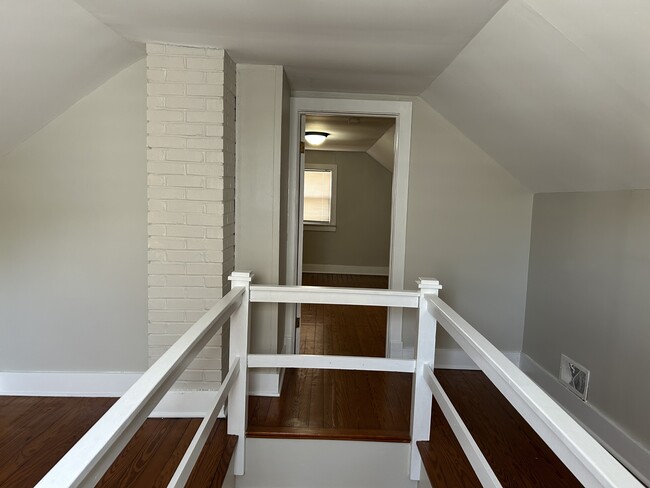 Building Photo - 352 Shenandoah Ave