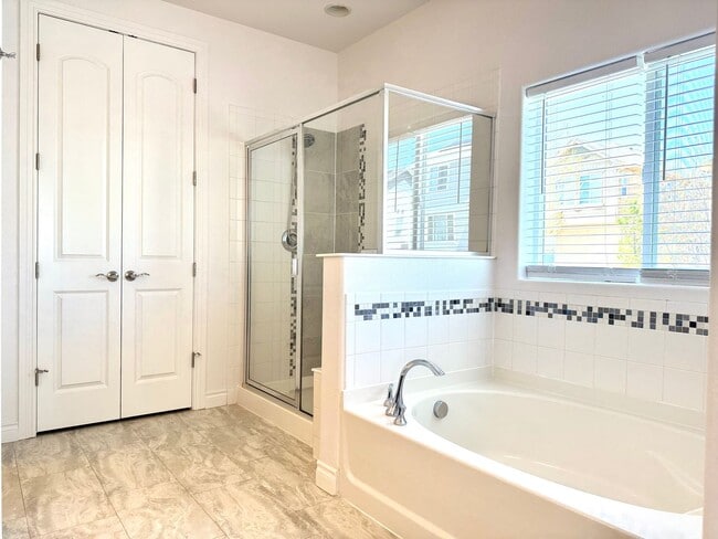 Building Photo - FABULOUS 2 STORY IN WOLF RANCH