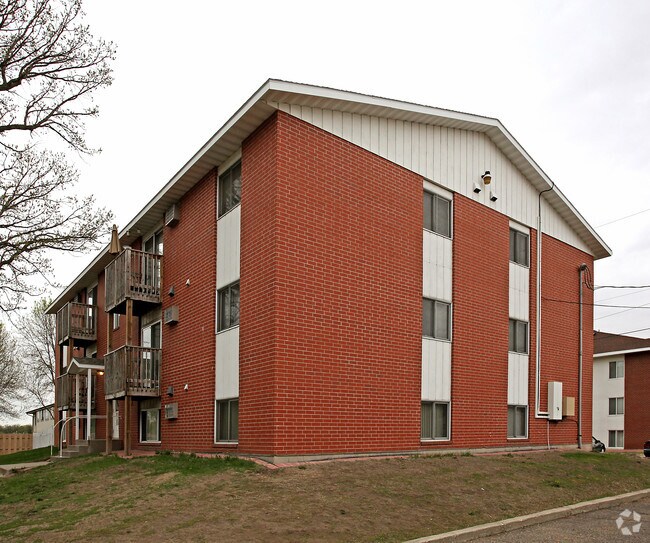 Primary Photo - Prairie Home Apartments