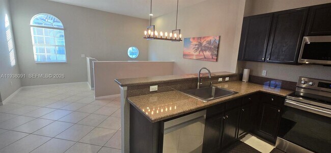 Building Photo - 5818 Hampton Hills Blvd