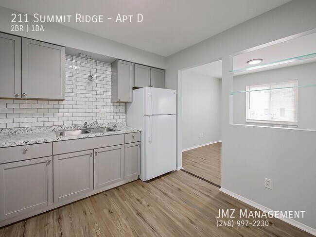 Building Photo - 211 Summit Ridge-Apt D