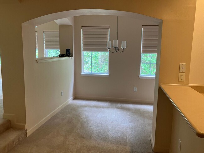 Building Photo - 3 BR / 2 BA at the Preserve