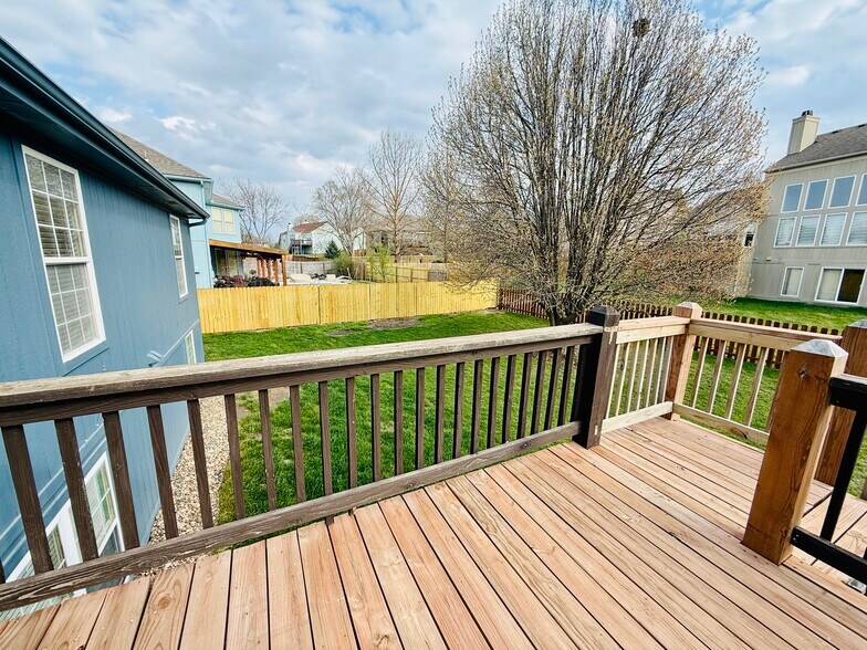 Building Photo - 7889 W 155th Pl