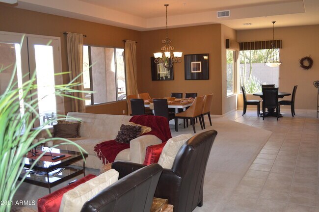 Building Photo - 7180 E Thirsty Cactus Ln