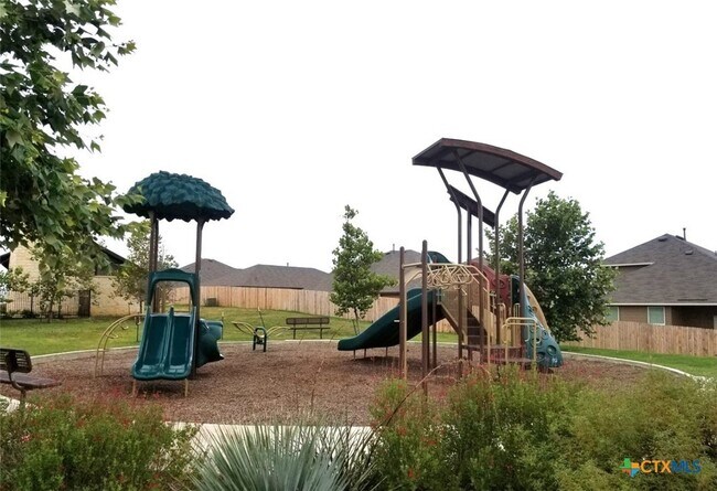 Building Photo - 181 Harley Hay