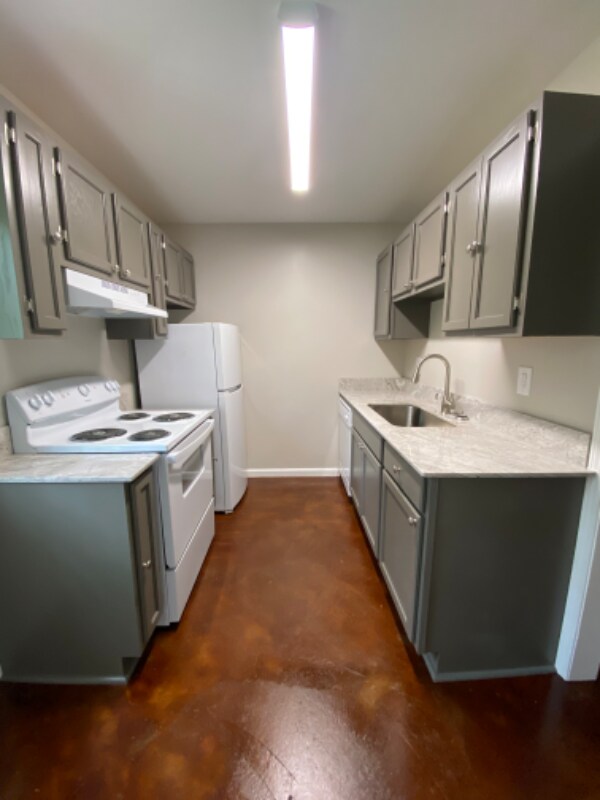 Building Photo - 8233 Baudoin Rd