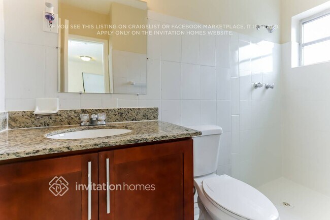 Building Photo - 241 N 69th Ave