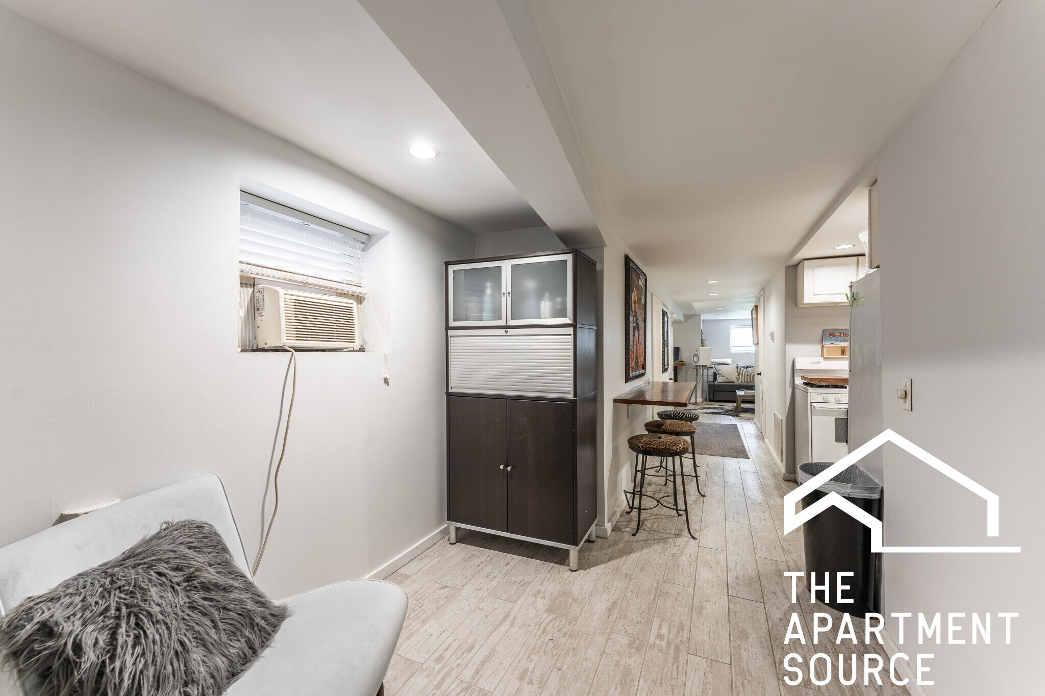 Building Photo - 2732 N Monticello Ave