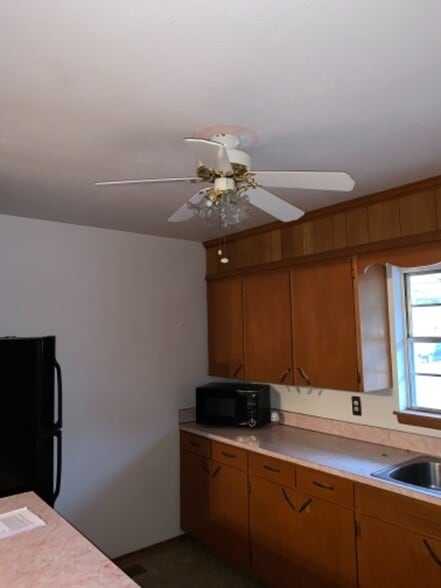 Building Photo - 2026 Brookline Dr