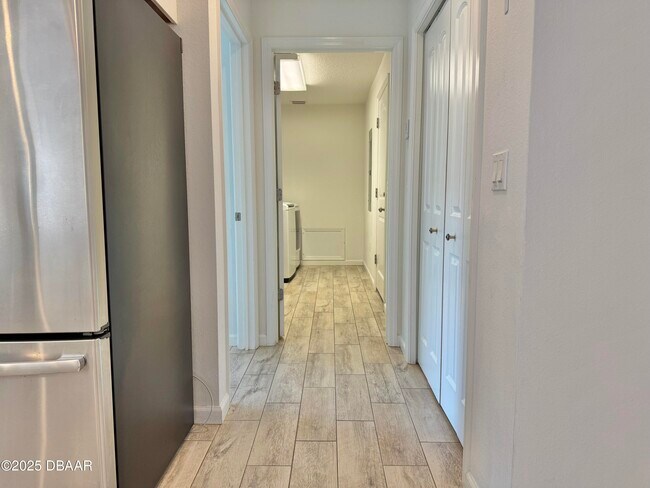 Building Photo - 126 Ormwood Dr