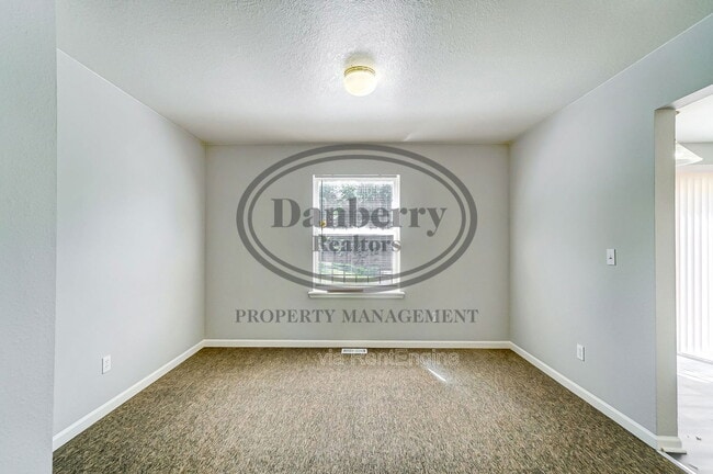 Building Photo - 3571 Turret Green Dr