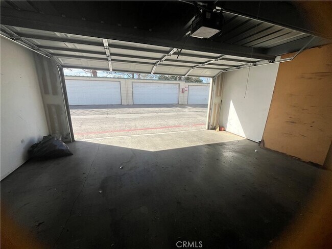 Building Photo - 44508 15th St E