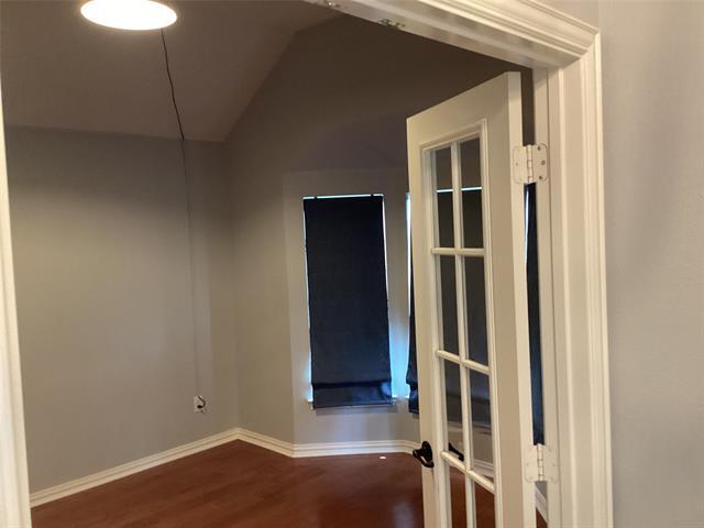 Building Photo - 9121 Rose Ct