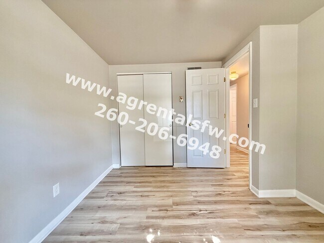 Building Photo - 802 Goshen Ave