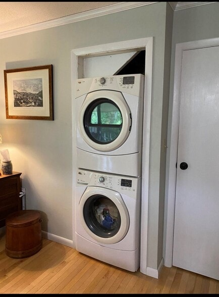 Building Photo - 708 Butternut Hill Rd