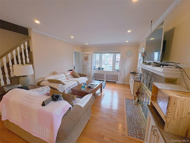 Building Photo - 58-36 Bell Blvd