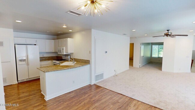 Building Photo - 177 Via Colinas