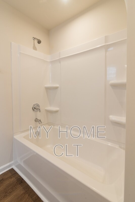 Building Photo - 6067 Bridle Crk Dr