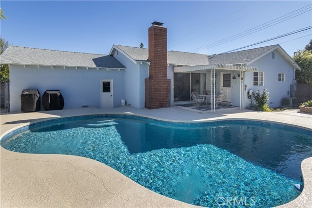 Building Photo - 11543 Swinton Ave