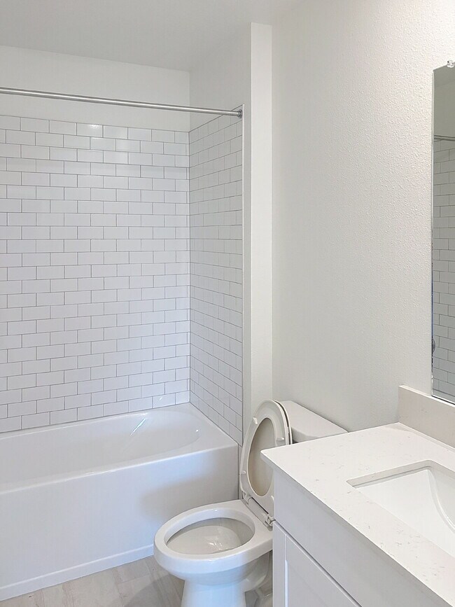 Building Photo - 8438 Blue Wave Ln E