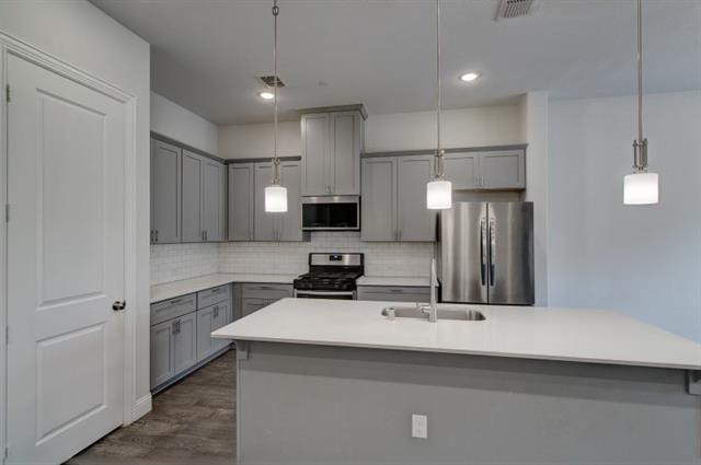 Building Photo - 1564 Windermere Wy