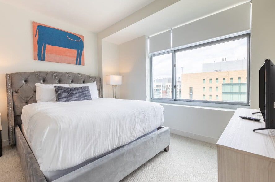 Building Photo - 350 Third Street-SI FL8-ID1050399P