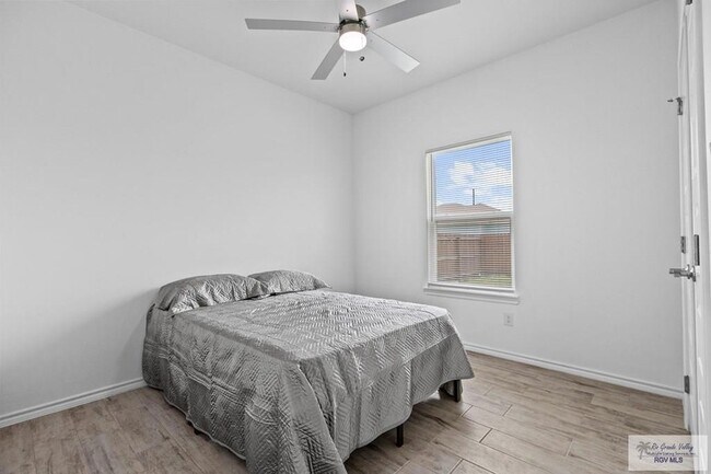 Building Photo - 426 Arroyo Ln