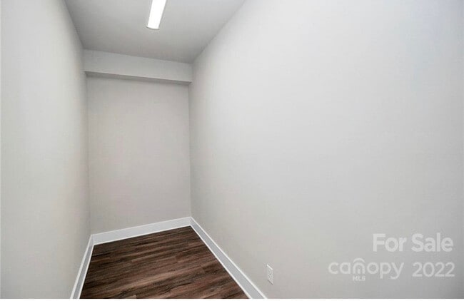 Building Photo - 109 Mint Ave
