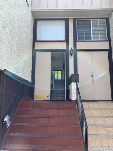 Building Photo - 788 S Garfield Ave